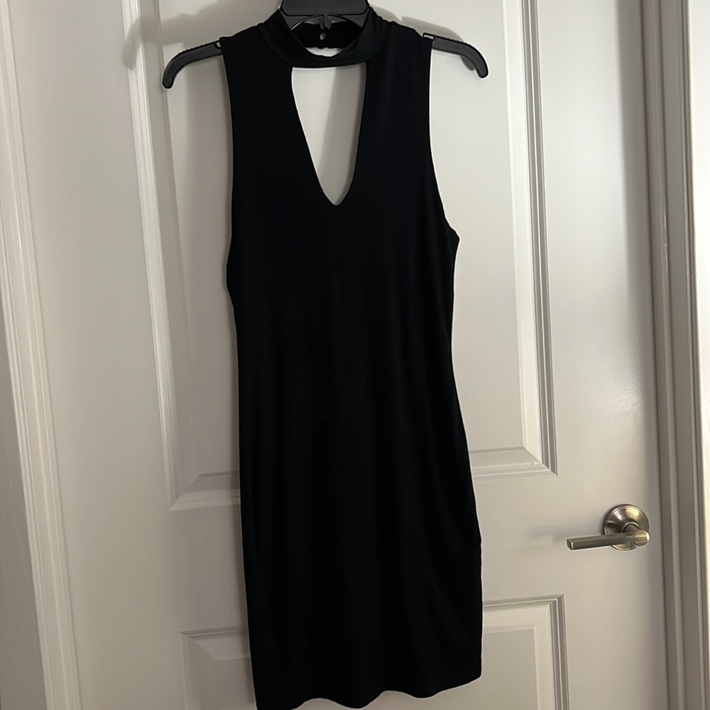 Soprano Keyhole Dress